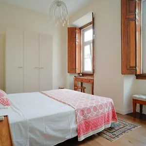 Beato Hideaway: Your In Apartamento