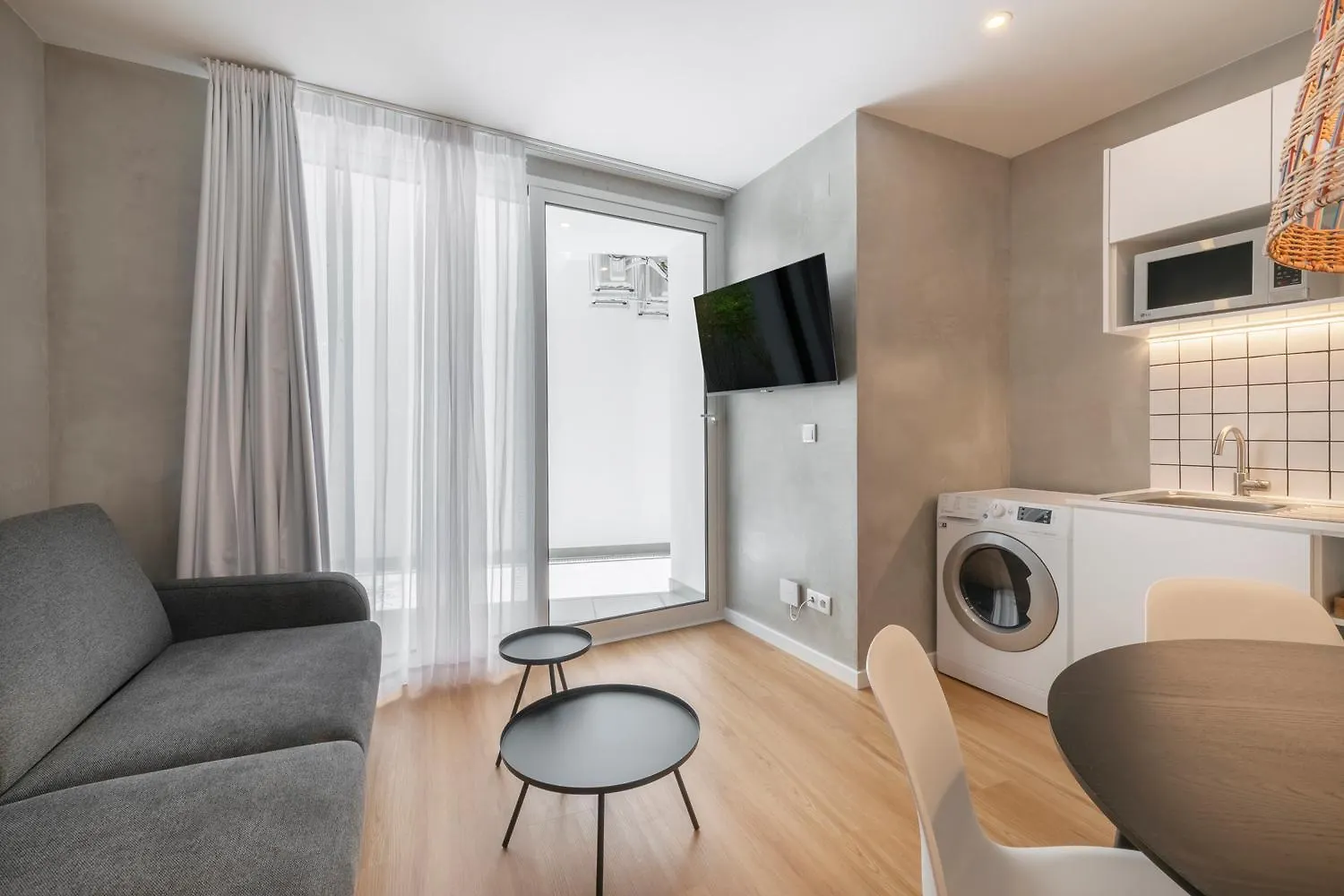 Lisbon Oriente Apartments By Olala Homes