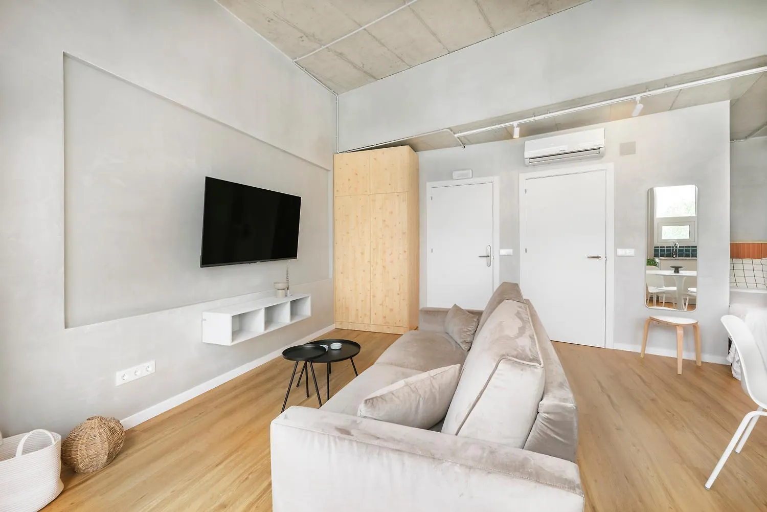 Lisbon Oriente Apartments By Olala Homes