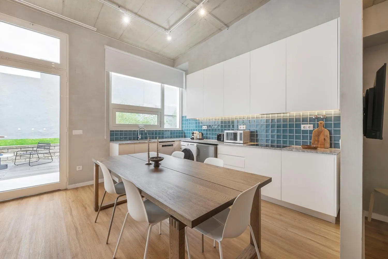 Lisbon Oriente Apartments By Olala Homes
