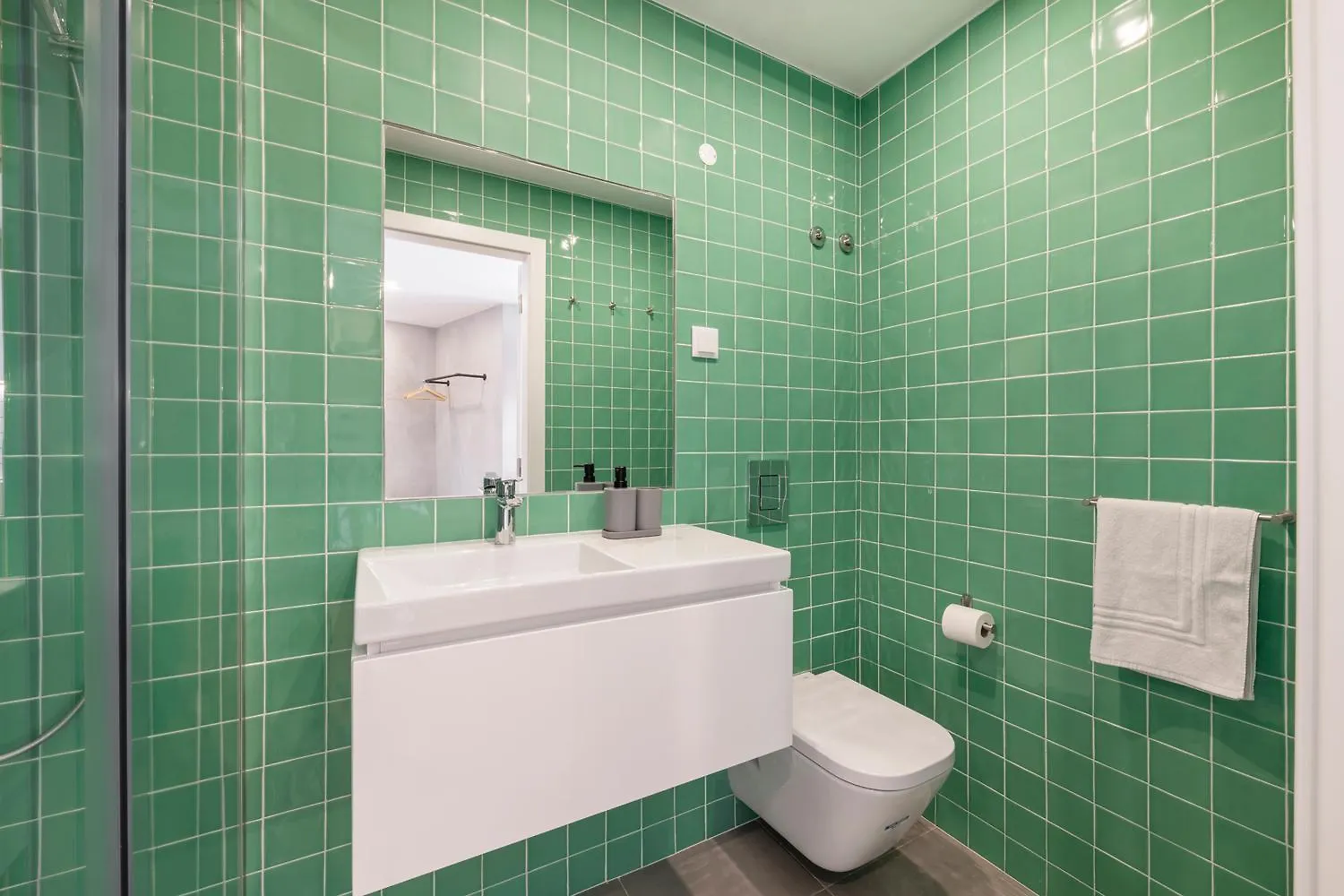 Lisbon Oriente Apartments By Olala Homes